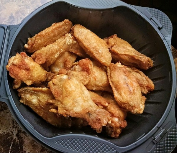Naked Wings - Low Carb Dinner from Pizza Hut