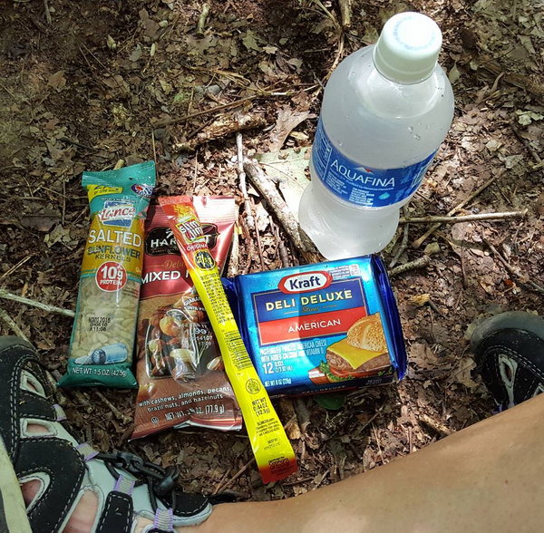 Low Carb Snacks While Hiking