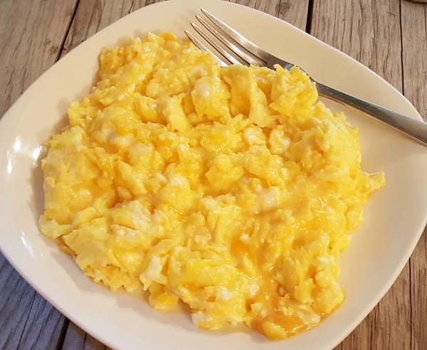 Low Carb Cheesy Eggs Breakfast