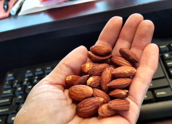 Almonds - Simple Low Carb Snack