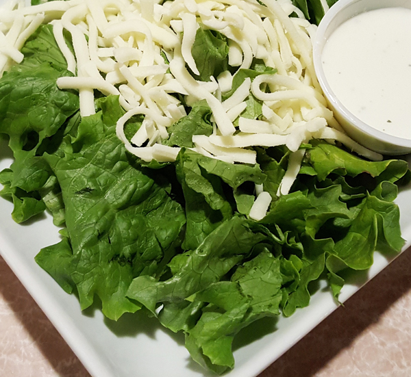 Low Carb Restaurant Sides - Romaine Salad with Fresh Mozzarella