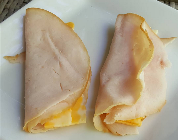 Low Carb Snack: Turkey & Cheese Roll-ups