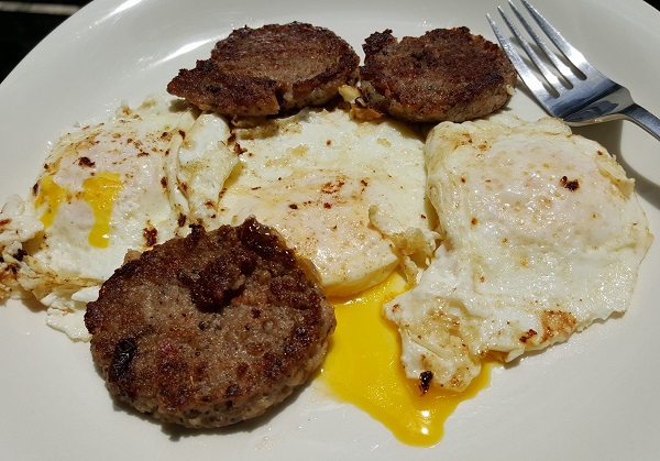 Zero Carb Meal: Sausage & Eggs