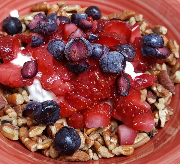 My Low Carb Breakfast with Berries