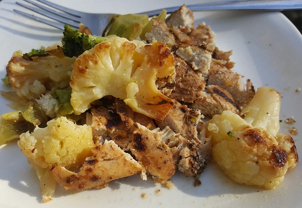 Low Carb Leftovers : Grilled Chicken & Roasted Cauliflower
