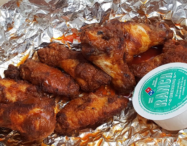Low Carb Delivery from Domino's Pizza : Mild Bone-In Wings with Ranch