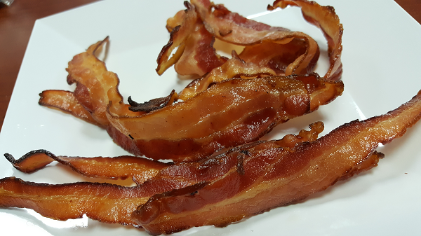 Traveling Low Carb: Bacon from the Hotel Breakfast Buffet