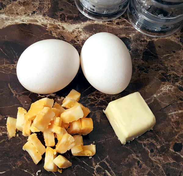 Making LCHF Eggs with Real Butter and Real Cheese
