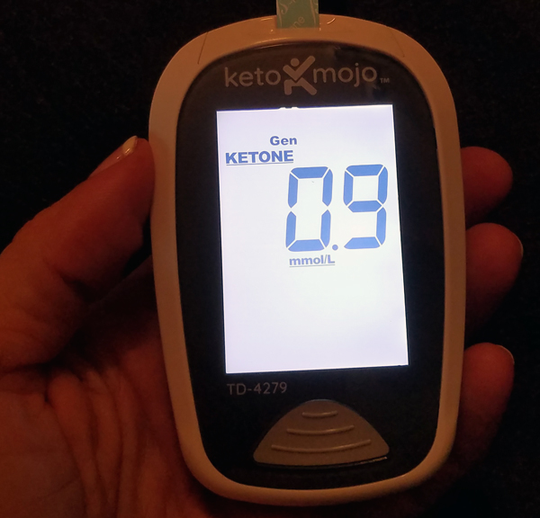 What should my blood ketone levels be to lose weight on a keto diet?