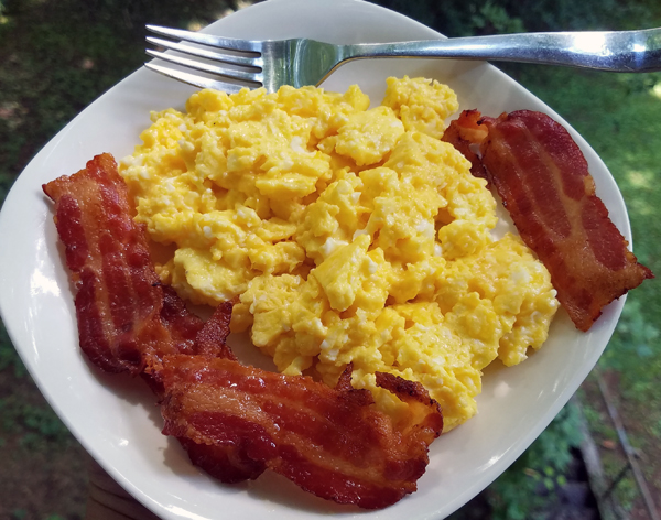 Simple Keto Breakfast: Bacon and Eggs with Cheese
