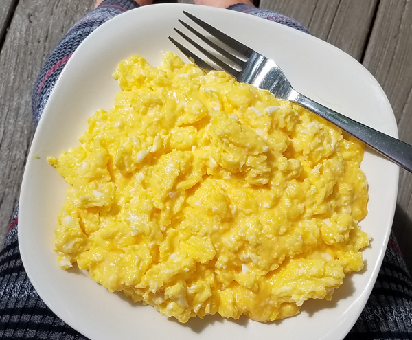 Keto Mornings - Cheesy Eggs, Easy LCHF Breakfast
