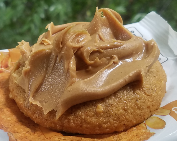 Chewy Peanut Butter Keto Cookies