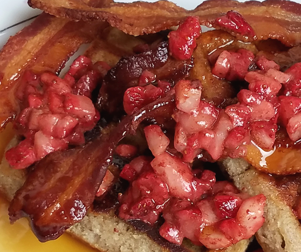 Bacon and Berries - Keto Breakfast