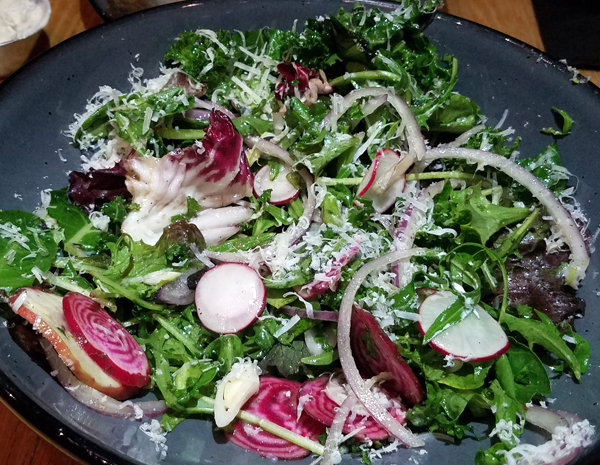 Keto Salads - Low Carb Restauraunt Ideas